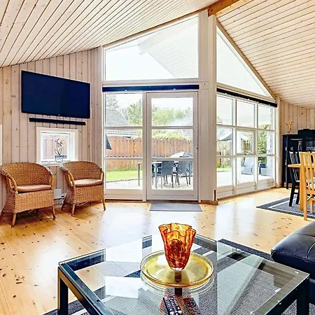 Feriehus 10 Person In V Ggerl Se Bøtø By