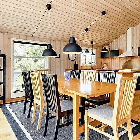 Feriehus 10 Person In V Ggerl Se Bøtø By