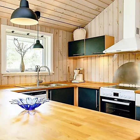 5 Star In Vaeggerlose * Bøtø By