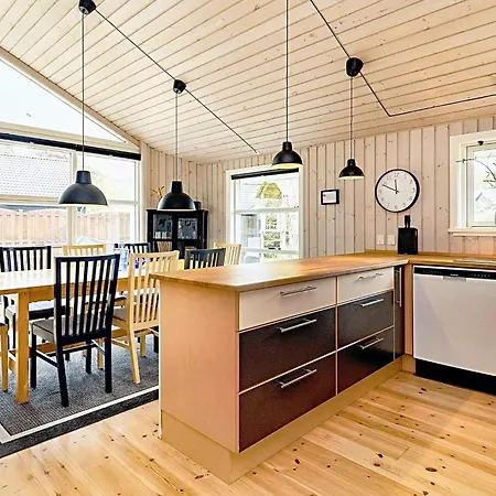 5 Star In Vaeggerlose Casa de Férias Bøtø By