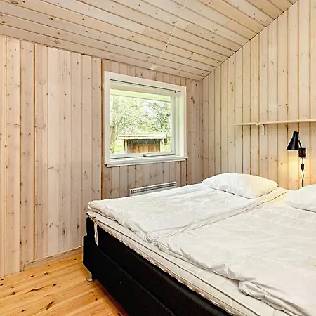 Nyaraló 10 Person In Vaeggerlose